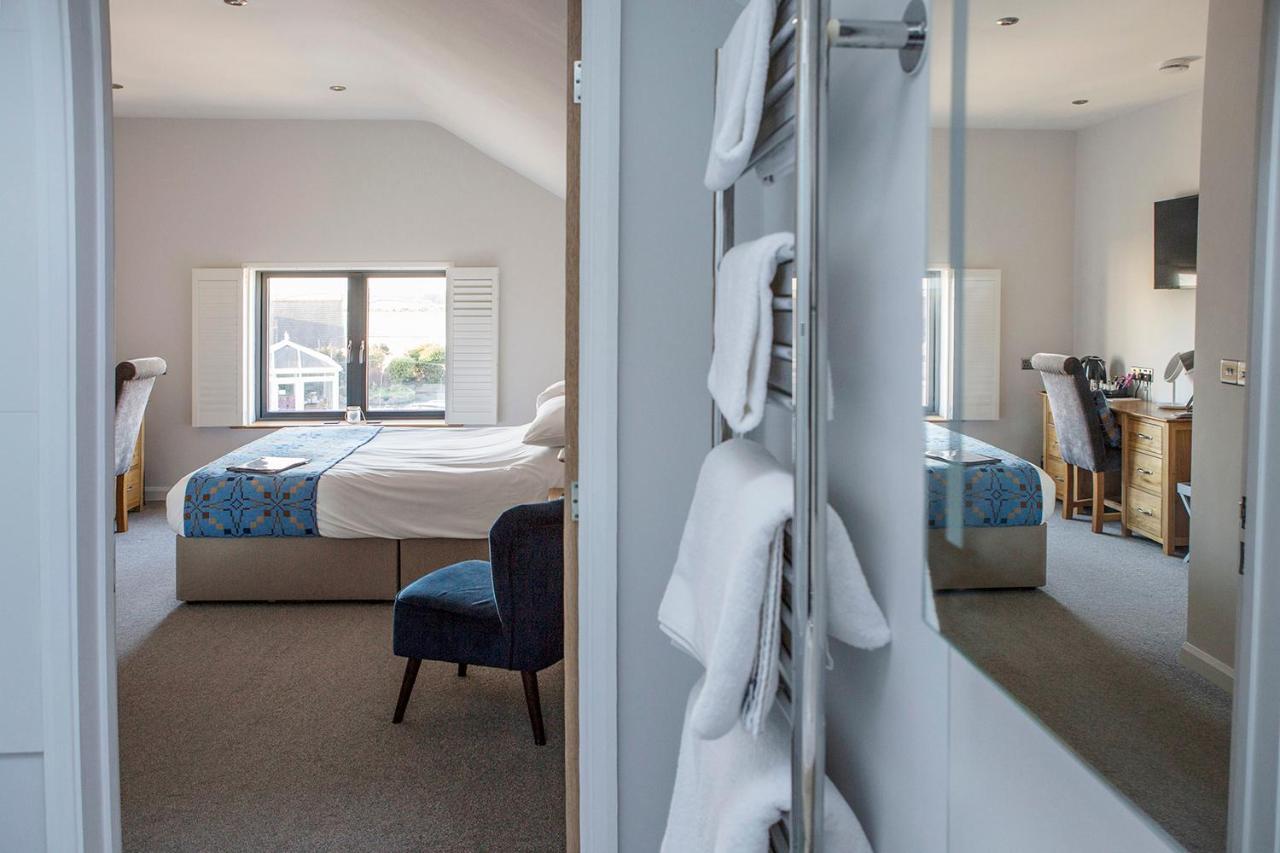 Victoria Inn Brewhouse B&B Roch Extérieur photo